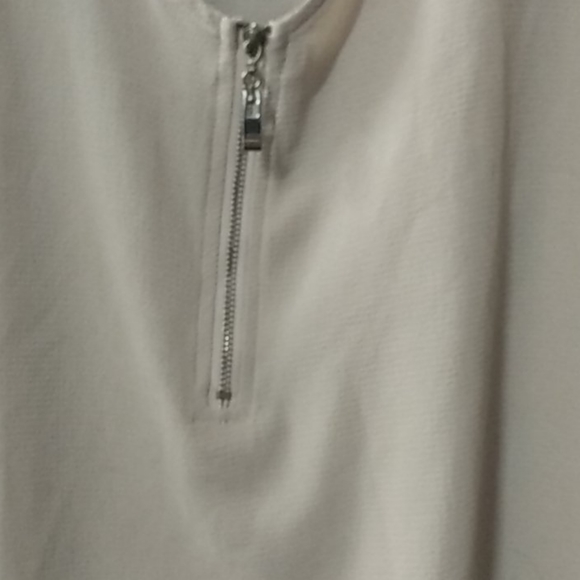 Women's shirt - Picture 2 of 2